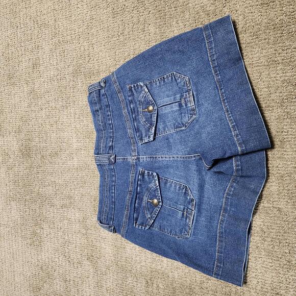 Dictionary Shorts Blue Denim Pockets Women’s Size 10 - Picture 5 of 8